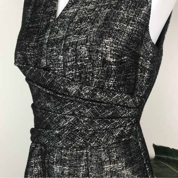 Adrianna Papell Black & Gold Brocade Dress - Size 4 - Picture 2 of 11